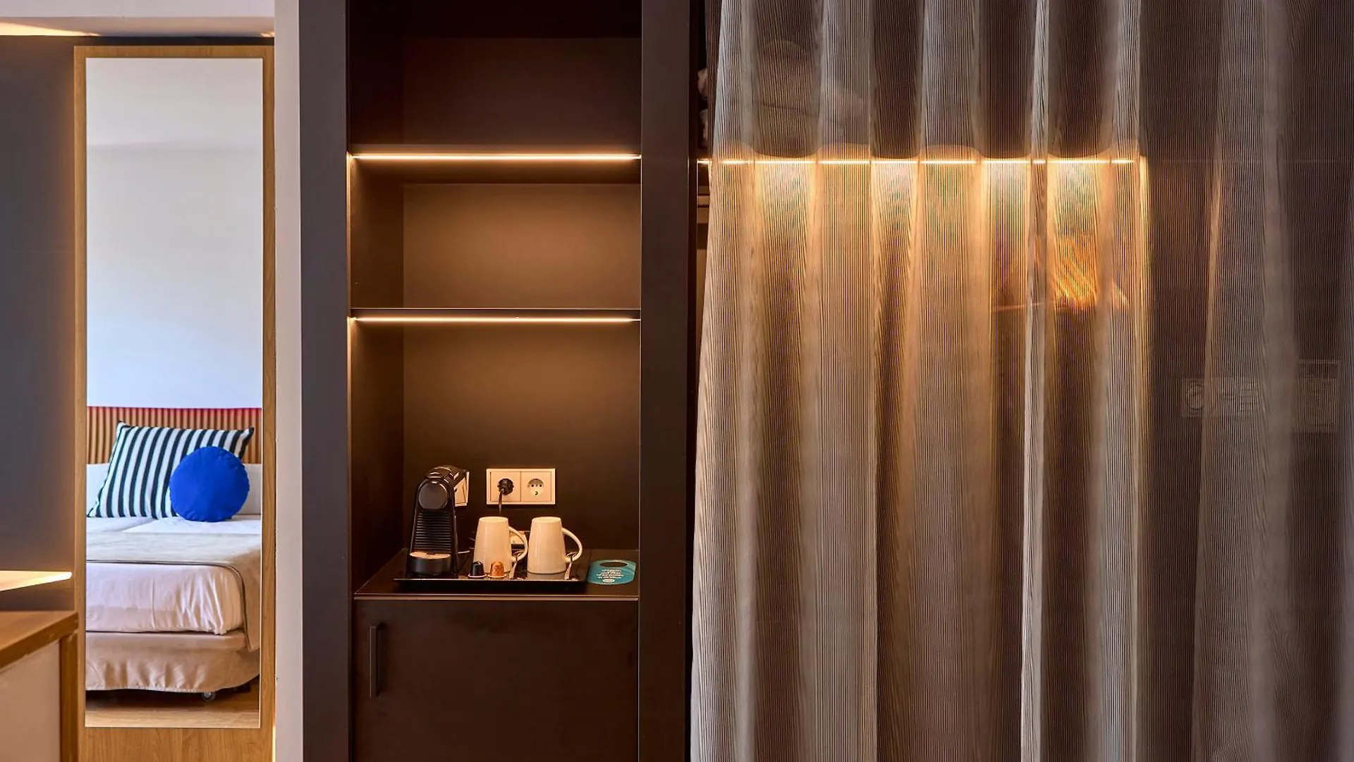Universal Hotel Neptuno - Adults Only Playa de Palma  4*, Playa de Palma (Mallorca)