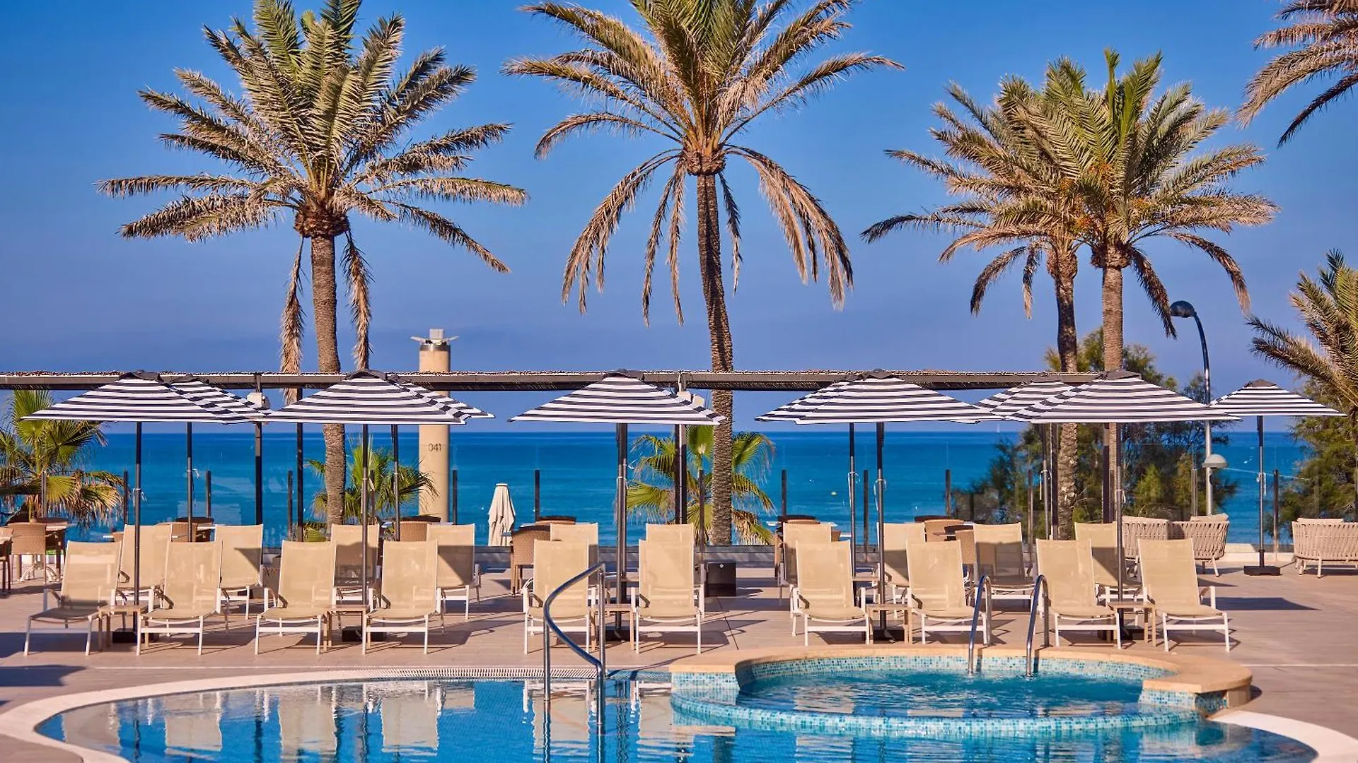 Universal Hotel Neptuno - Adults Only location